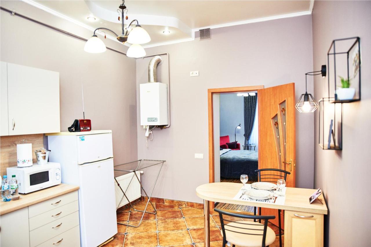 Designer Apartment In The Center Lemberg Exterior foto