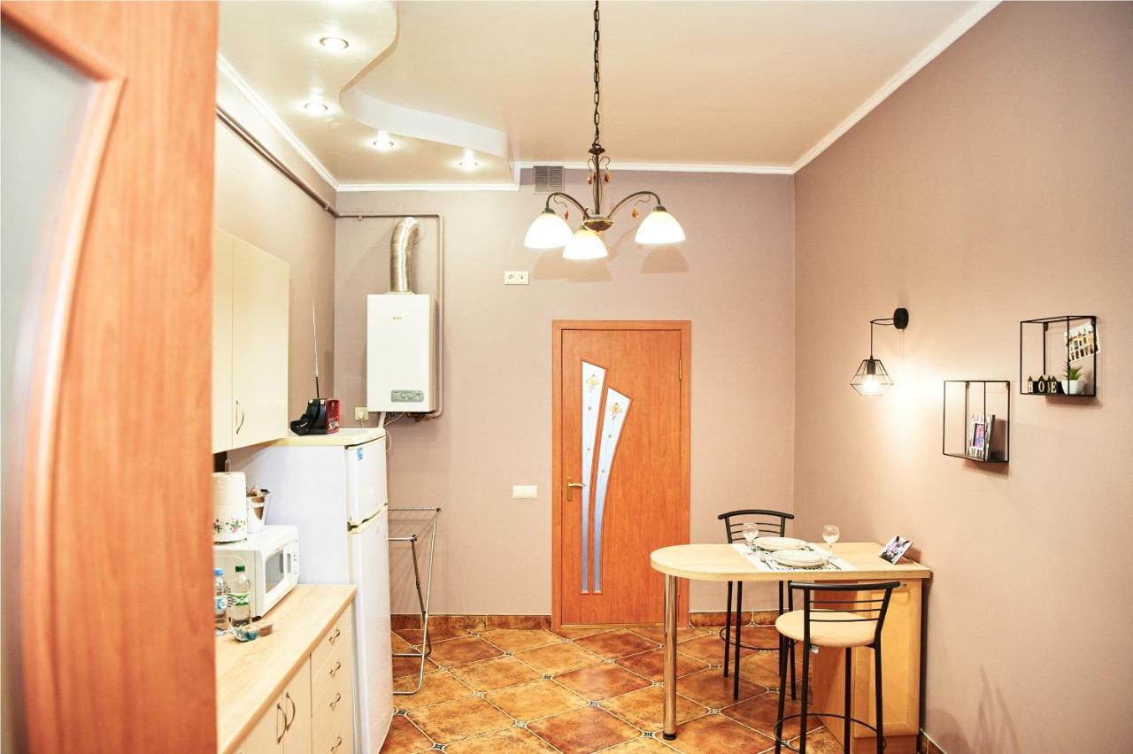 Designer Apartment In The Center Lemberg Exterior foto